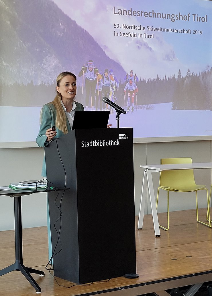 © LRH Tirol Vortrag der Direktorin des LRH Tirol