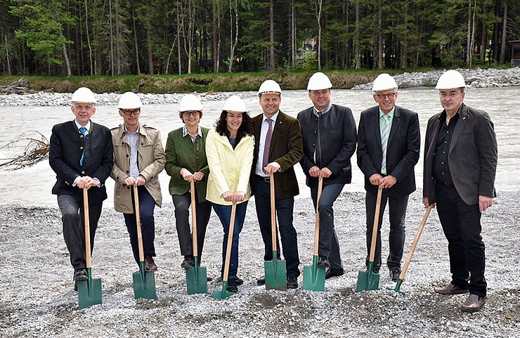 © Land Tirol Spatenstich