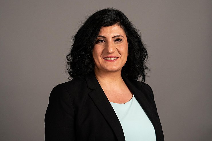 © Tiroler Landtag/Christanell Dipl.Soz.-Wiss.in Zeliha Arslan (Grüne)