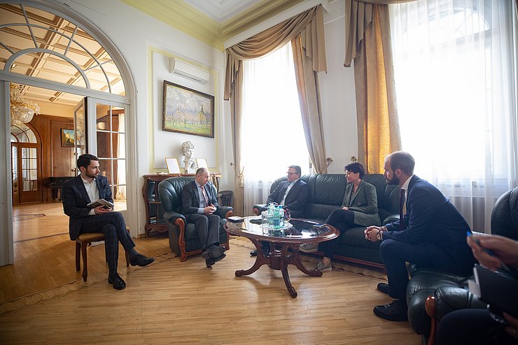 Treffen in der ukrainischen Botschaft in Wien.