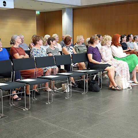 Das Publikum der Büchereiehrungen 2024.