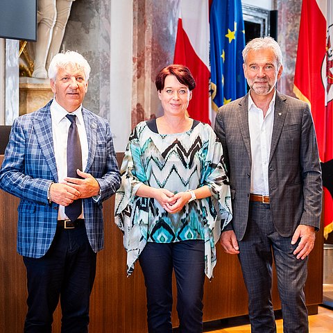 LTPin Sonja Ledl-Rossmann mit ihren Amtskollegen Claudio Soini (li.) und Arnold Schuler