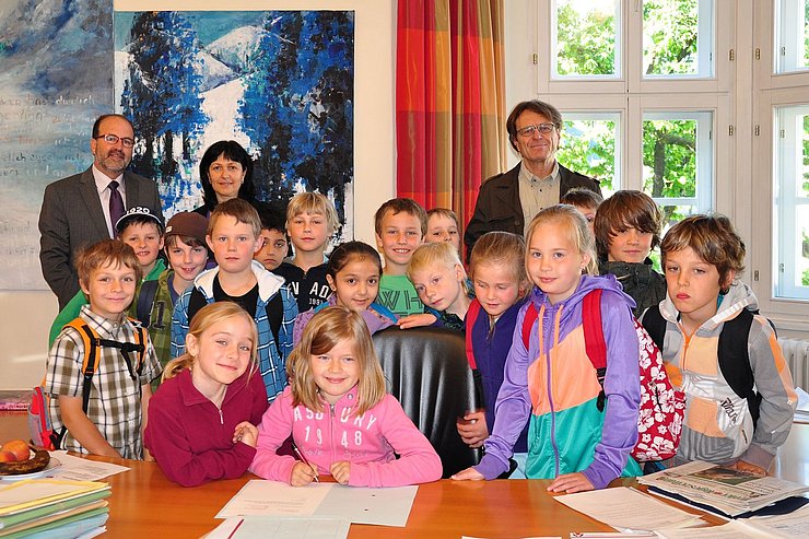 Besuch der Volksschule Reith i.A.