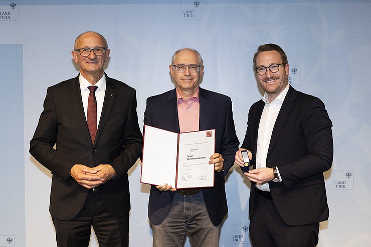 v.l.n.r.: LH Anton Mattle, Leo Rirsch, 1.LH-Stv. Philip Wohlgemuth