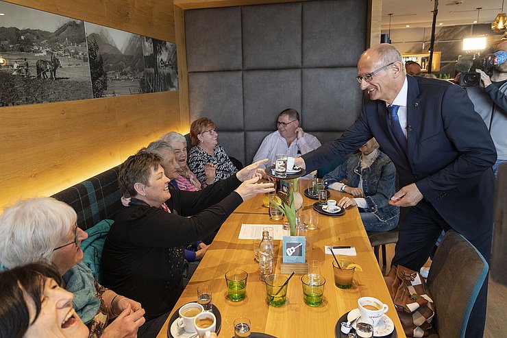 beim Austragen von Kaffee