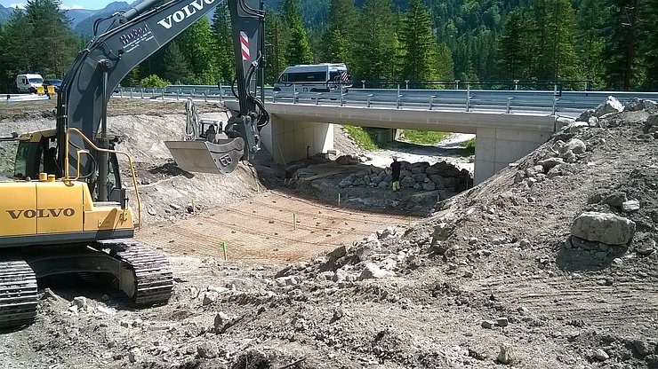 © Land Tirol/Hanny Wiederherstellung und Befestigung Bachgerinne