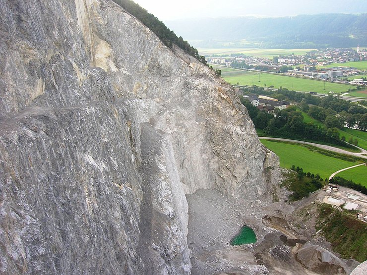 Steinbruch Plattner 2006, Gemeinde Zirl