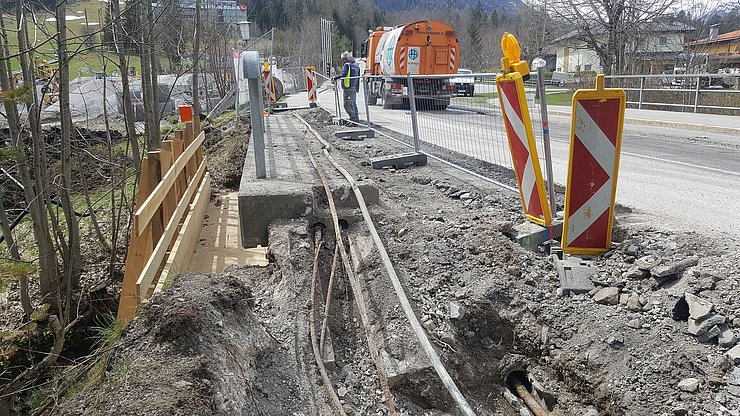 Vorbereitung Randleistenabtrag Feuerbachbrücke