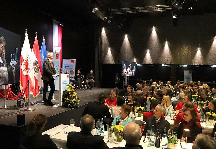 Überblicksbild über den Veranstaltungssaal.