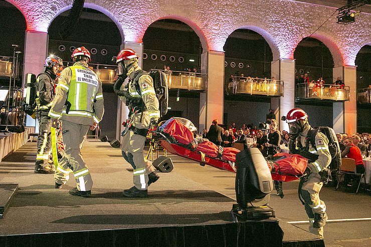 © Land Tirol/Die Fotografen Die Grubenwehr Tirol mit speziellen Einsatzgeräten.
