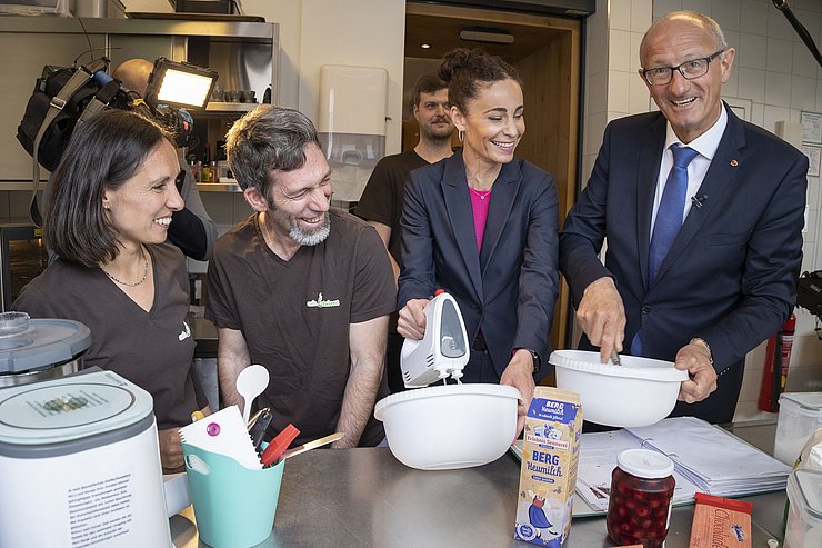 gemeinsames Kuchenbacken