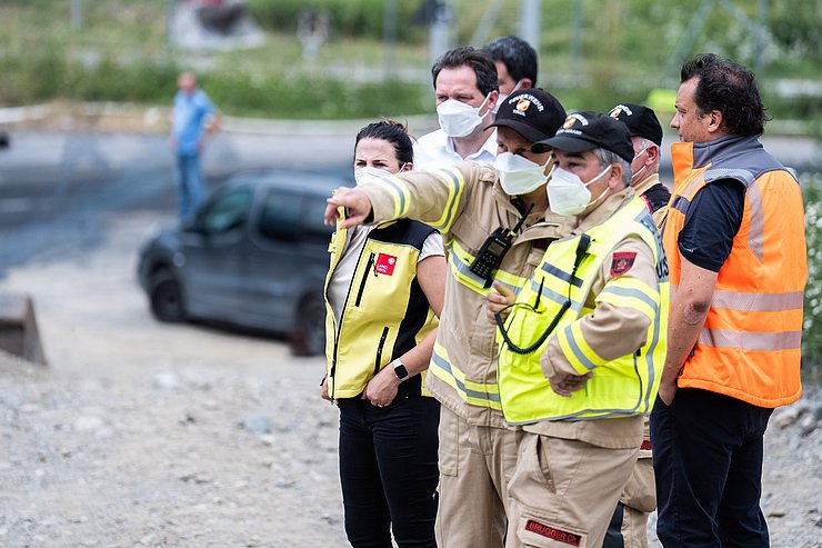 BM Totschnig und LRin Mair vor Ort beim Lokalaugenschein
