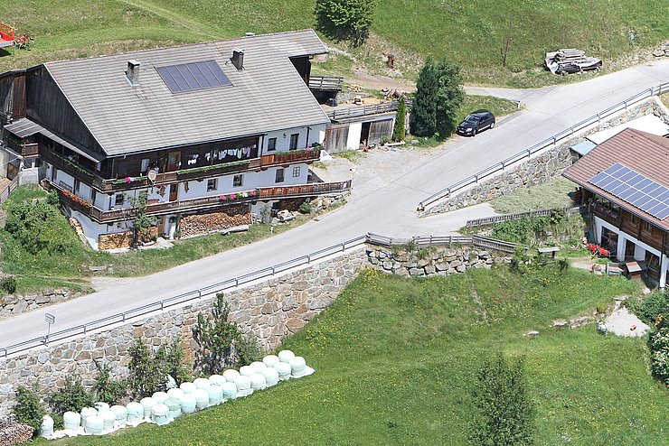 Erbhof "Lienharter", Michael Mayr, Strassen