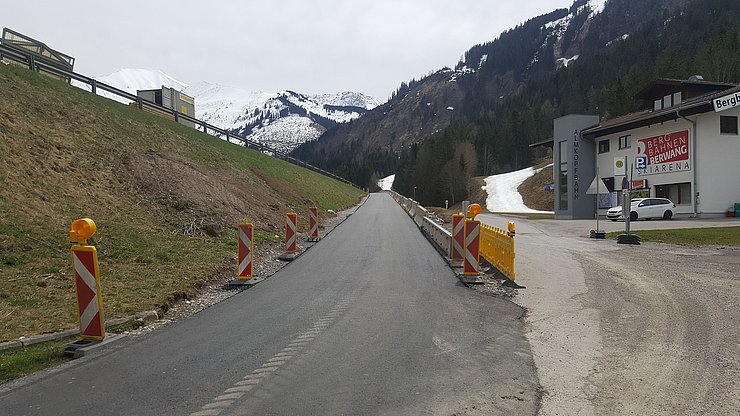 Ersatzfahrbahn B179 Fahrtrichtung Fernpaß