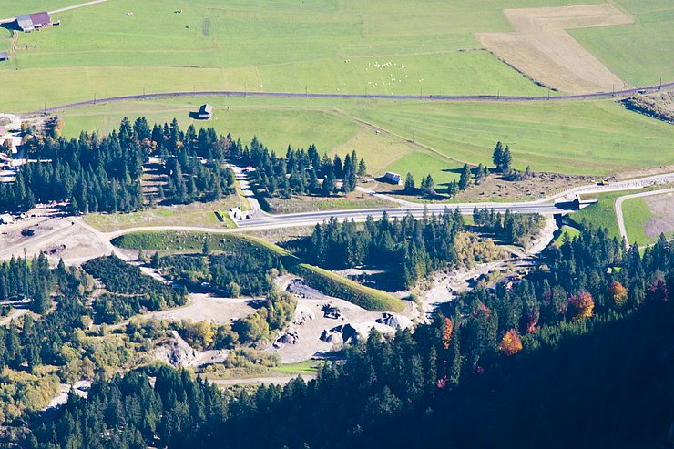 Blick von oben zwischen Tunnel Wannebach und Tunnel Achseljoch