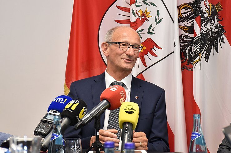 Anton Mattle während dem Pressegespräch