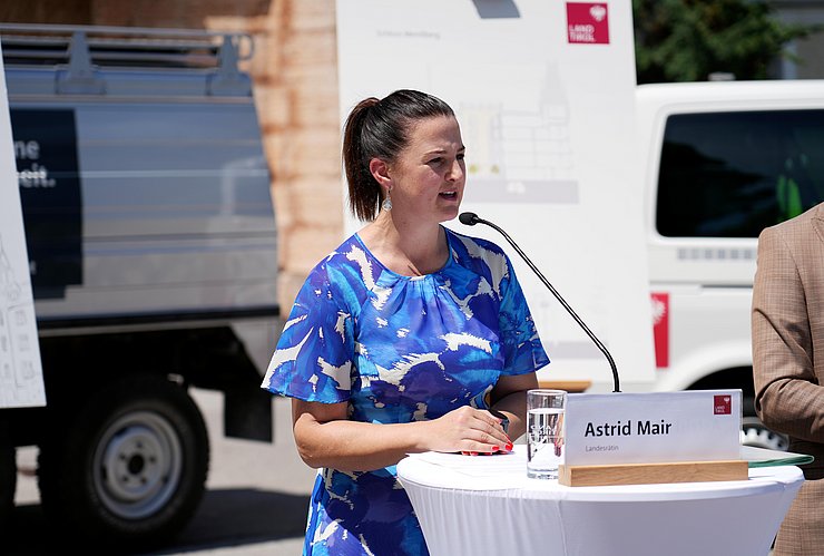 © Land Tirol/Neuner Mair sprechend bei PK