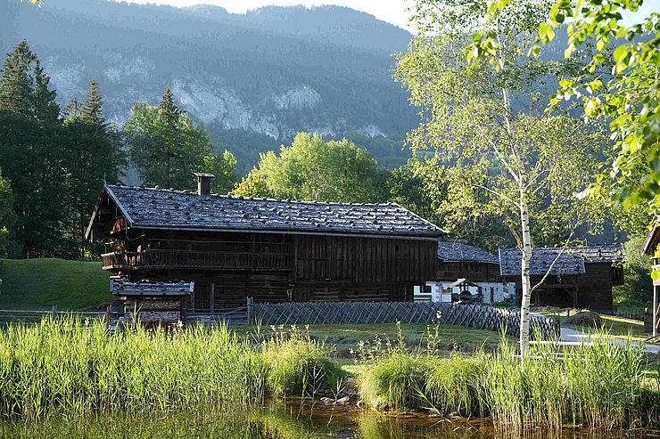 © Euregio Altes Bauernhaus aus Holz