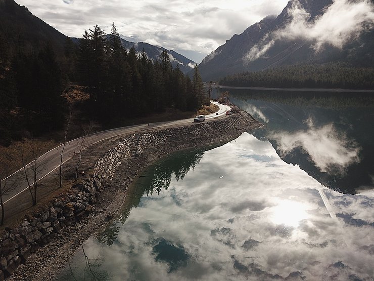 Instandgesetzte Ufermauer (April 2021)