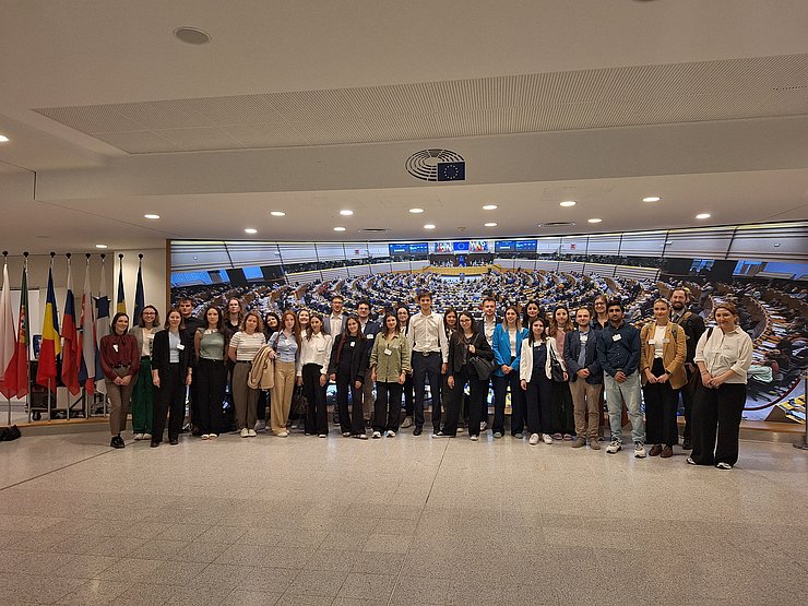 © Euregio Studentinnen und Studenten besuchen die EU-Kommission..