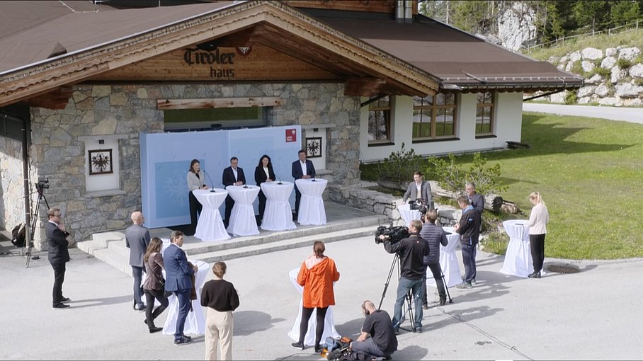 © Land Tirol / Skamen 22.09.2021 | Ergebnisse der Regierungsklausur