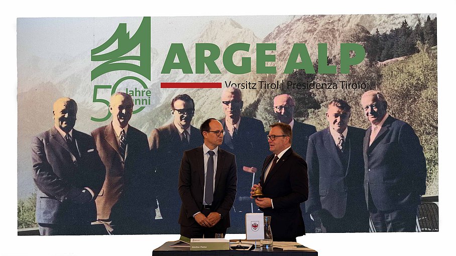 © Land Tirol/Christanell 50 Jahre Arge Alp | Friedensglocke Mösern