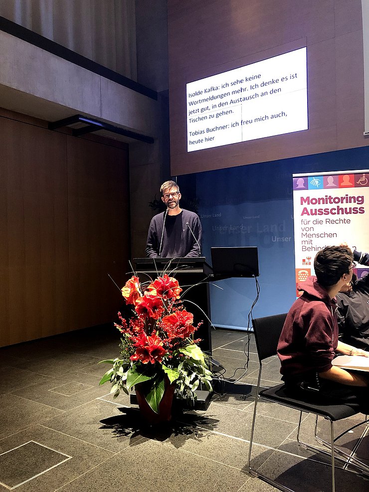 © Land Tirol/Wahl Am Rednerpult: Wolfgang Büchner (BMA)