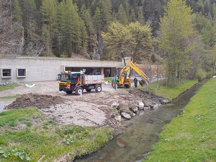 © Thomas Schmarda Bagger im Arbeitseinsatz.