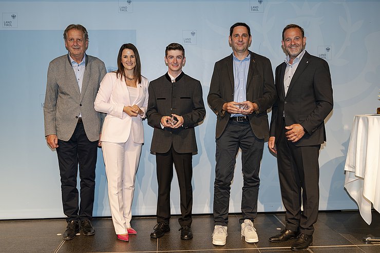 © Land Tirol/Stefan Ringler 5 Personen