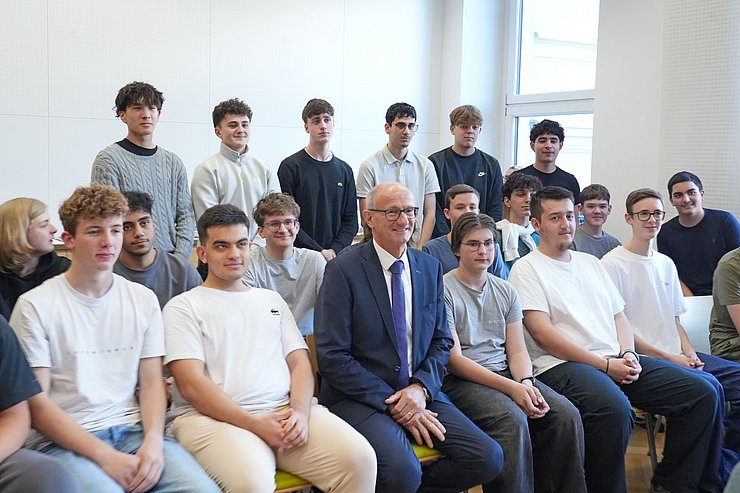 LH mit SchülerInnen