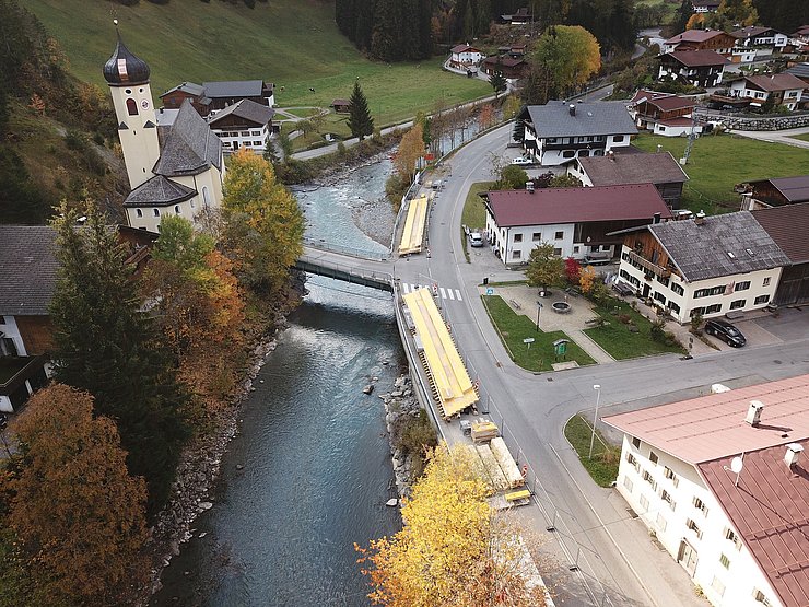 © Land Tirol/Reiter Abbruch der alten Brücke am 18 und 19.10.2018