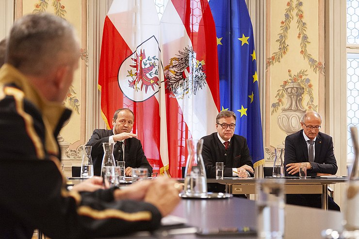 LHStv Geisler beim Reden.