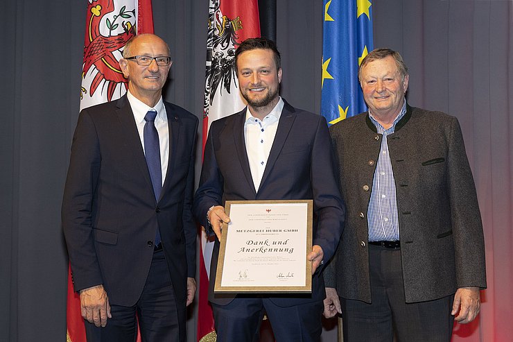 © Land Tirol/DieFotografen Traditionsbetrieb erhält Ehrung