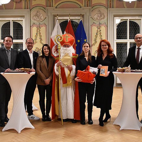 Gruppenfoto im Parissaal