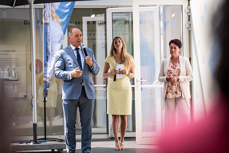 © Landtagsdirektion Tirol/Christanell NRP Sobotka und LTPin Ledl-Rossmann bei der Eröffnung