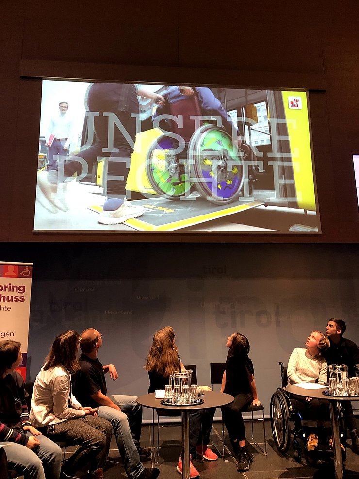 © Land Tirol/Wahl Blick auf den Film "Unsere Rechte" (anschaubar auf der Seite "Öffentliche Sitzungen")