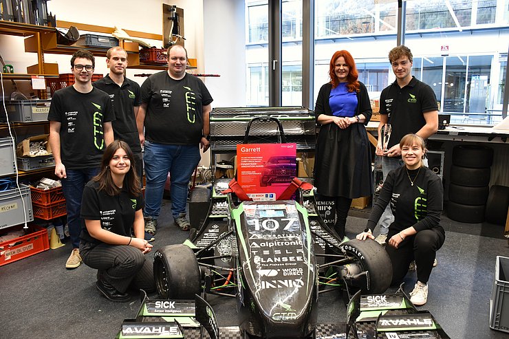 CTM Team und Rennwagen