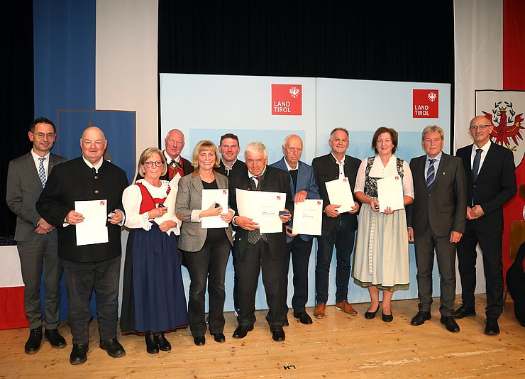 Gruppenfoto der Geehrten der Gemeinde Kirchberg.
