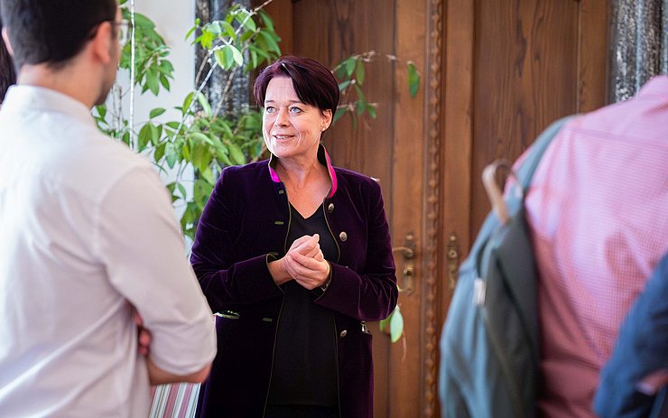 Auch Landtagspräsidentin Sonja Ledl-Rossmann durfte viele Gäste im Landtag begrüßen.