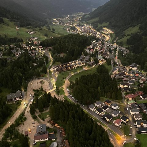Drohnenaufnahmen der Schäden in St. Anton am Arlberg