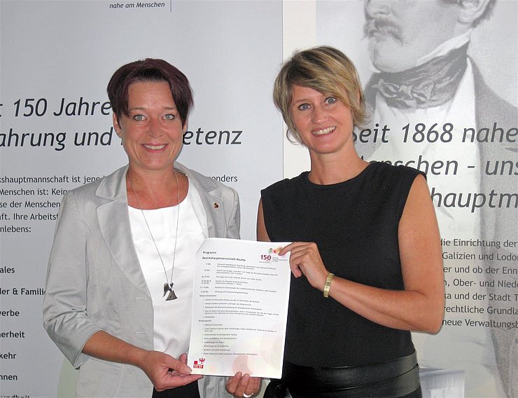 LTPin Ledl-Rossmann und BH Rumpf freuen sich auf zahlreiche Besucherinnen beim Tag der offenen Tür