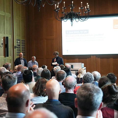 Die historische Spurensuche im Landhaus entschlüsselte, was Leokadia Justman bei ihrer Flucht in Tirol widerfuhr – und wer ihr half.