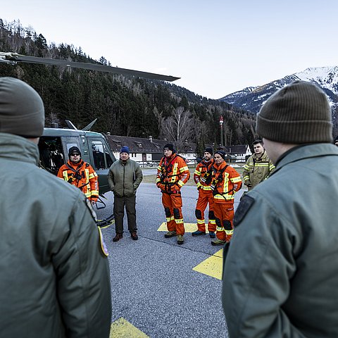 Foto der Einsatzkräfte in Hochgallmigg