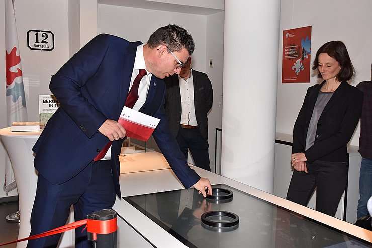 Elemente auf Displayscheibe werden verschoben