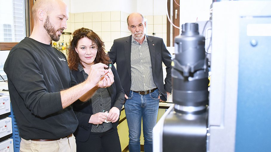 © Land Tirol/Pölzl Neue Hochleistungsanalysegeräte zur Qualitätskontrolle des Tiroler Wassers