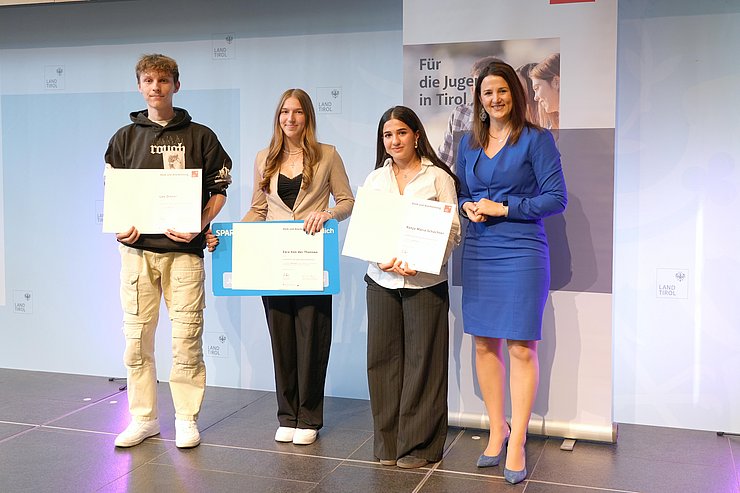 © Land Tirol/Dominik Vier Personen