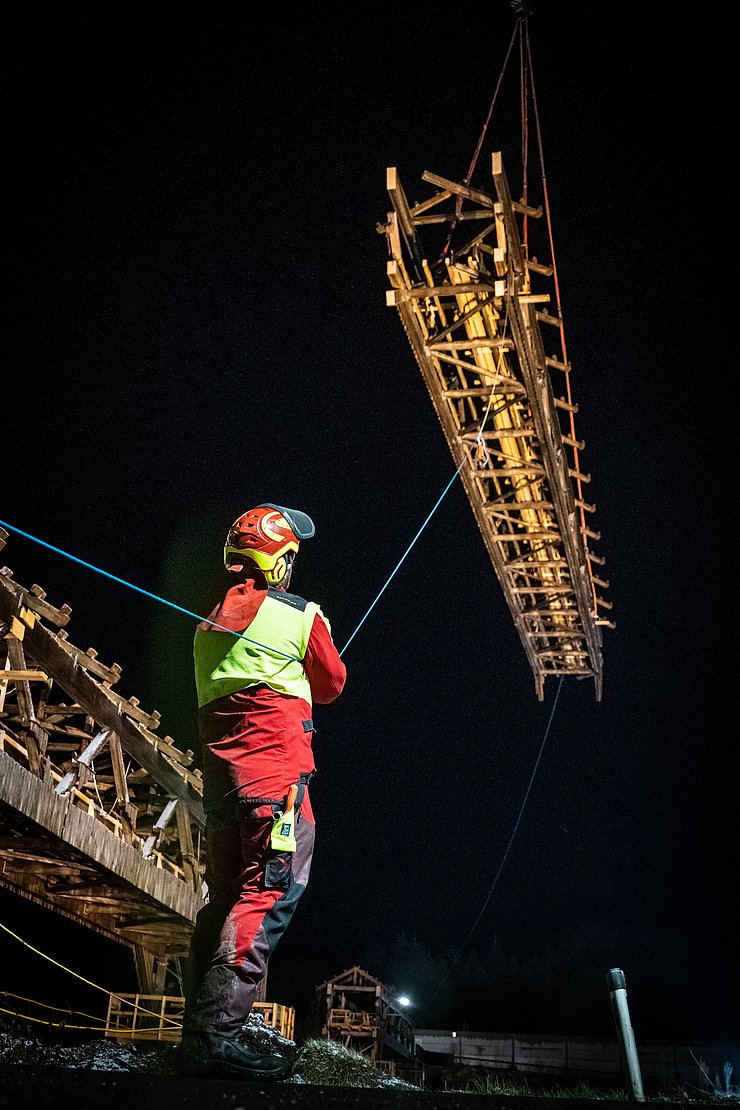 © Land Tirol/Christanell Aushub des alten Innstegs.