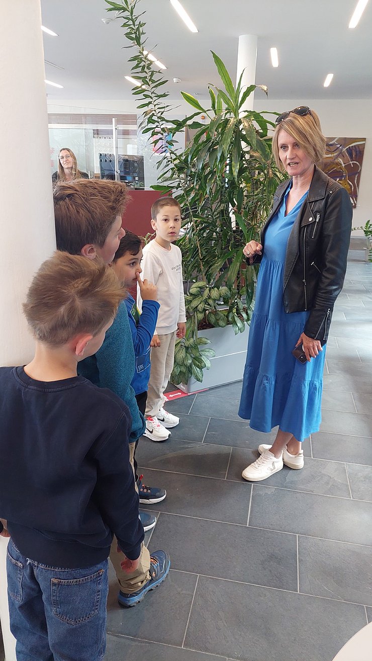 Besuch der Volksschule Grän