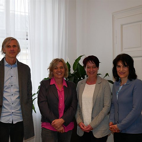 v.l. Wilfried Dobrowz, Eva Hohenegger, LTPin Sonja Ledl-Rossmann und LVAin Maria Luise Berger