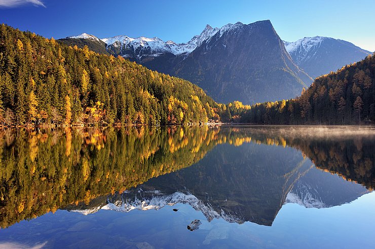 See vor Bergpanorama